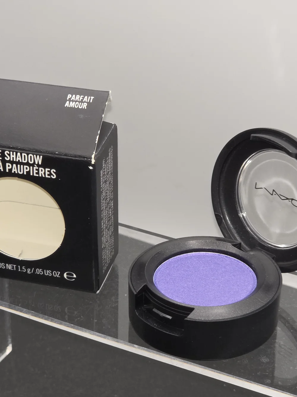 VINTAGE MAC EYESHADOW- 